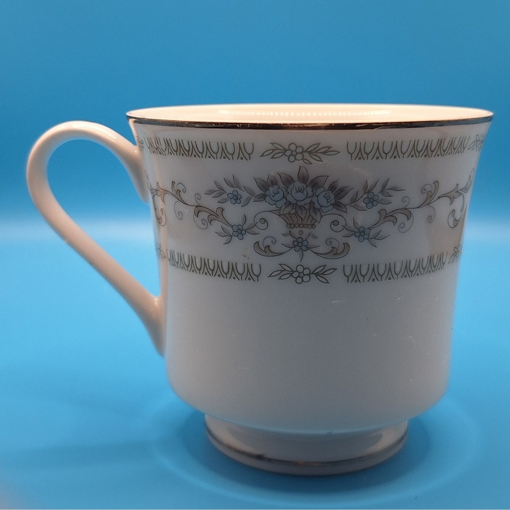 Fine Porcelain China Diane Japan Coffee or Tea Cup